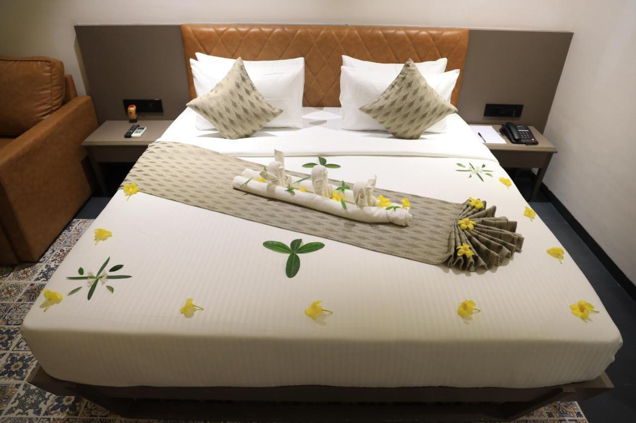 Krown Palace Resort سيلفاسا المظهر الخارجي الصورة