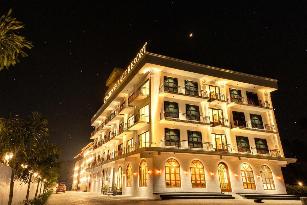Krown Palace Resort سيلفاسا المظهر الخارجي الصورة